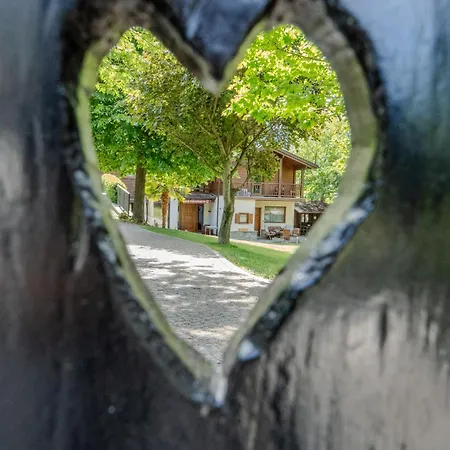Paradise Village 圣文森特